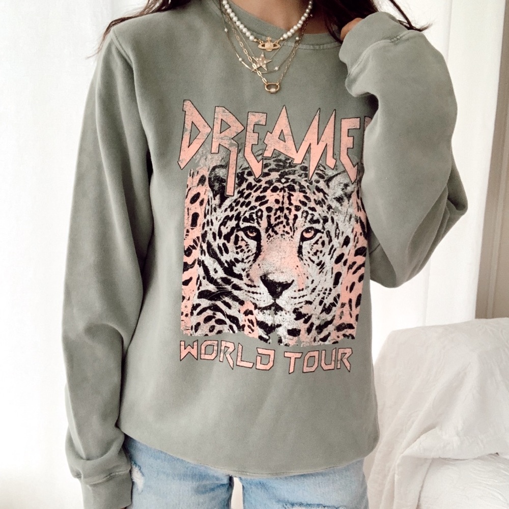 Dreamer Sweatshirt BRAND NEW